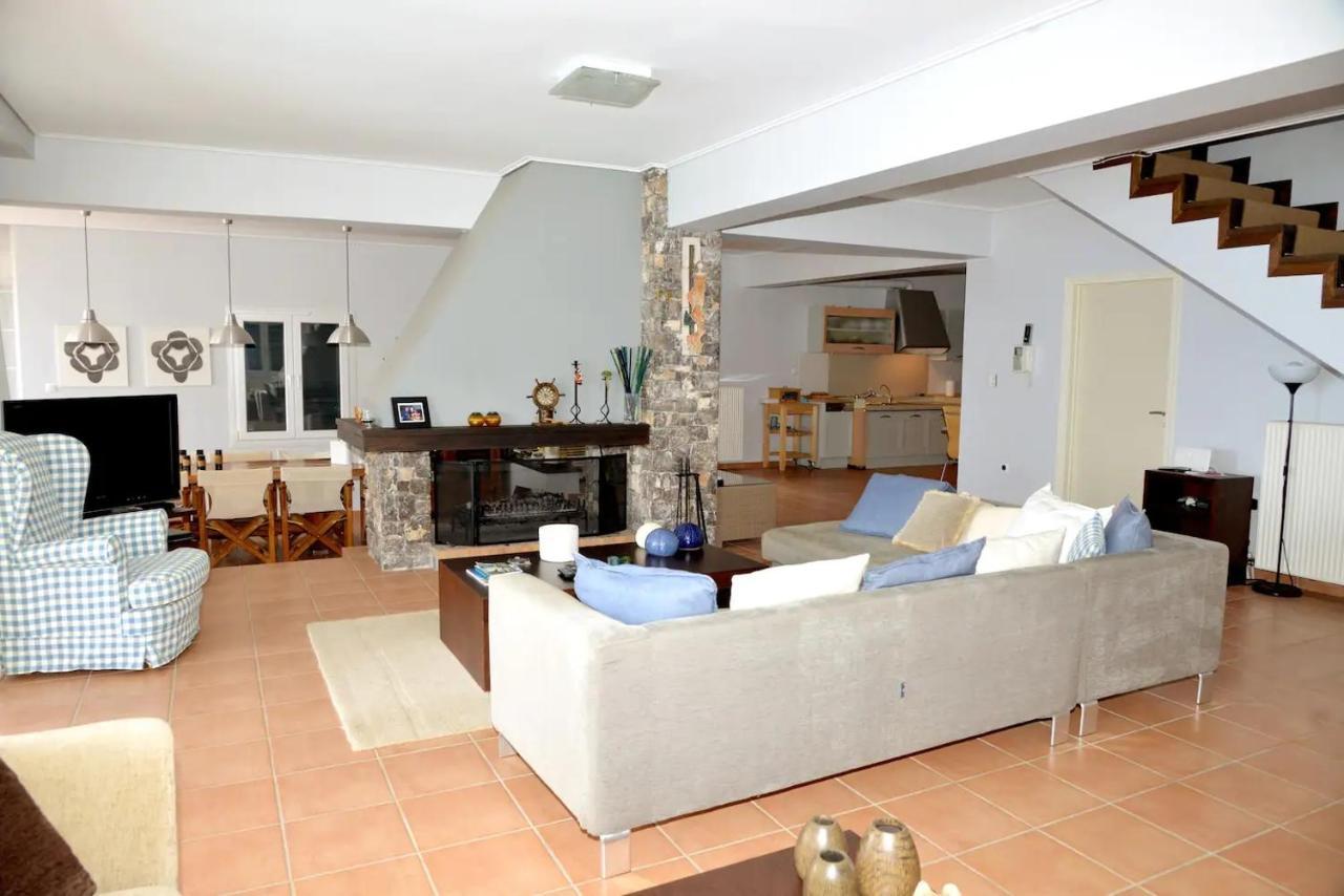 Vila Amalia Theologos  Luaran gambar
